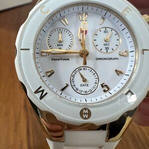 MW Tahitian Chronograph Watch - White and Gold